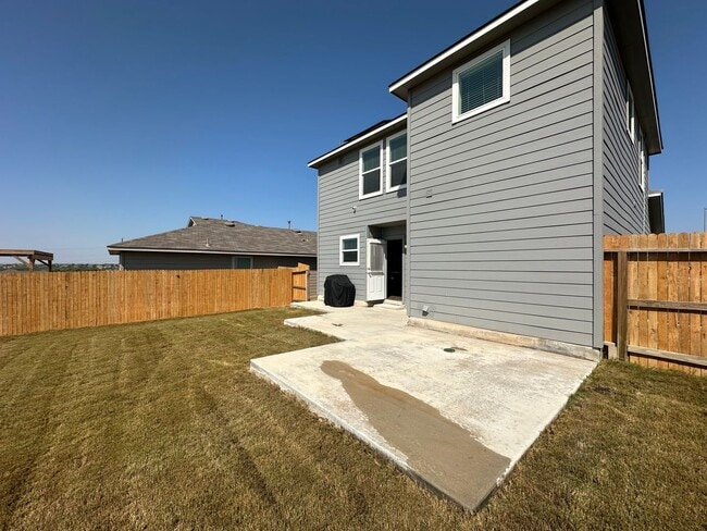 Photo - 8530 Brisk Water