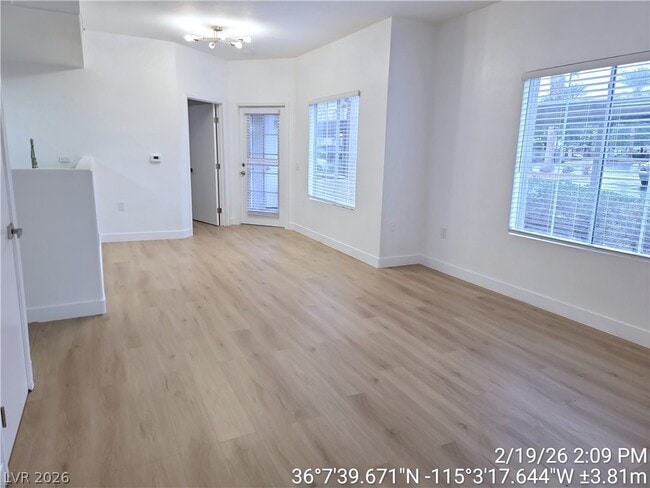 Photo - 3400 Cabana Dr Unit 1033