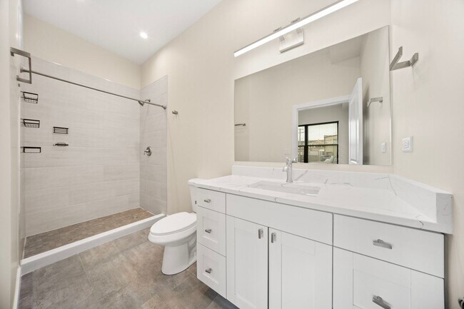 Photo - 3727 Sunnyside Ave Unit 103