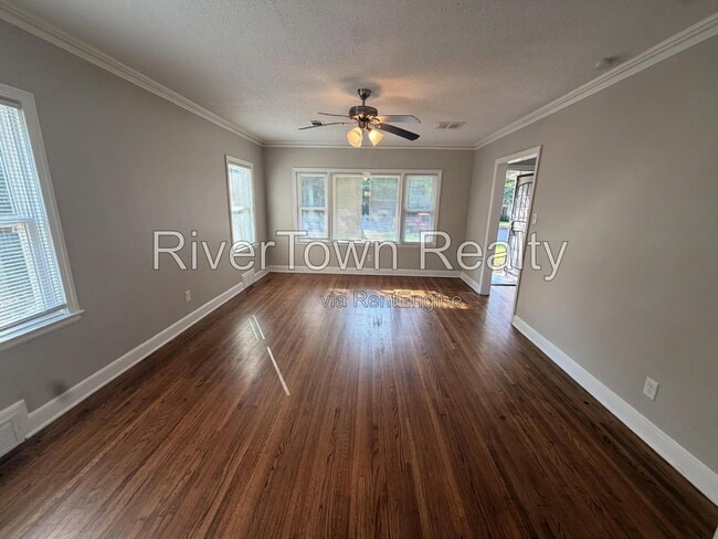 Photo - 187 N Holmes St