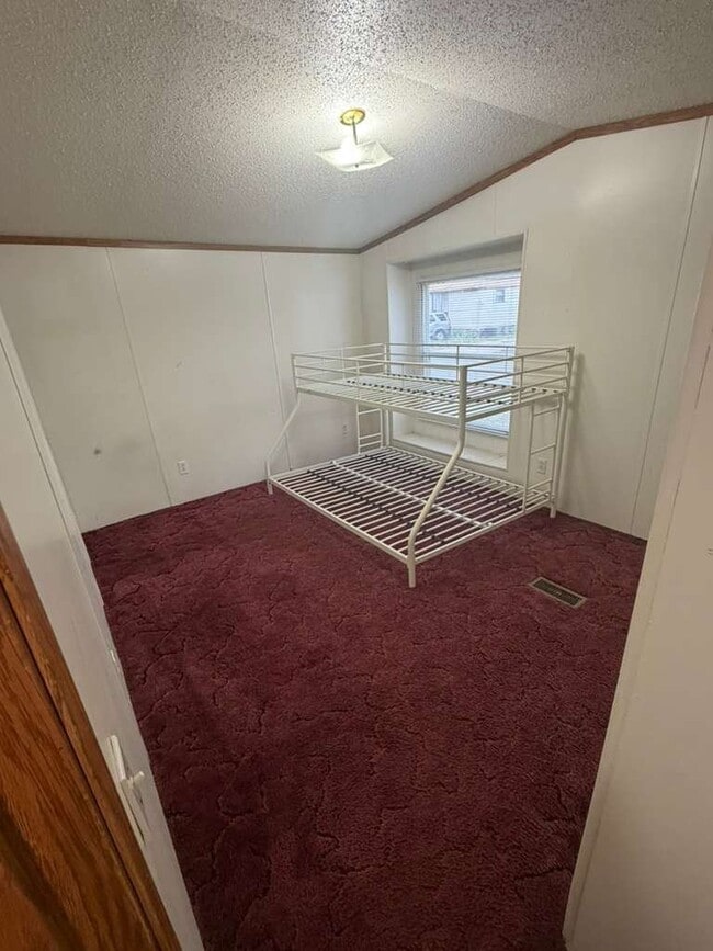 Photo - 905 W 37th Ave
