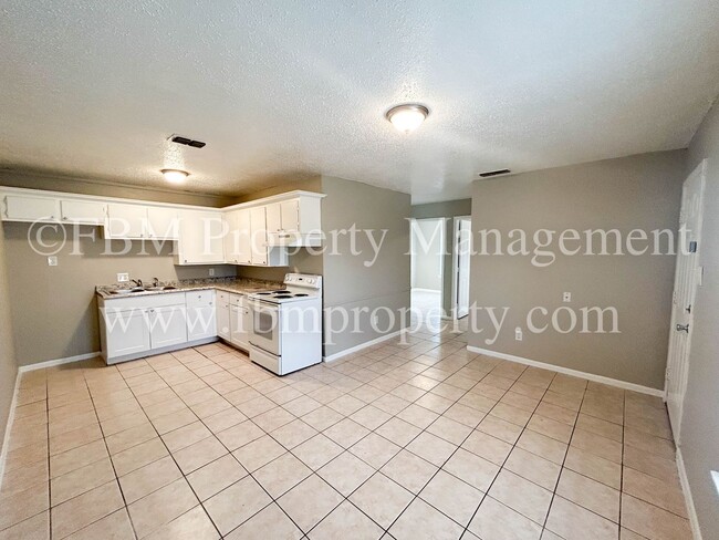 Photo - 3224 W 8th Ave Unidad 4