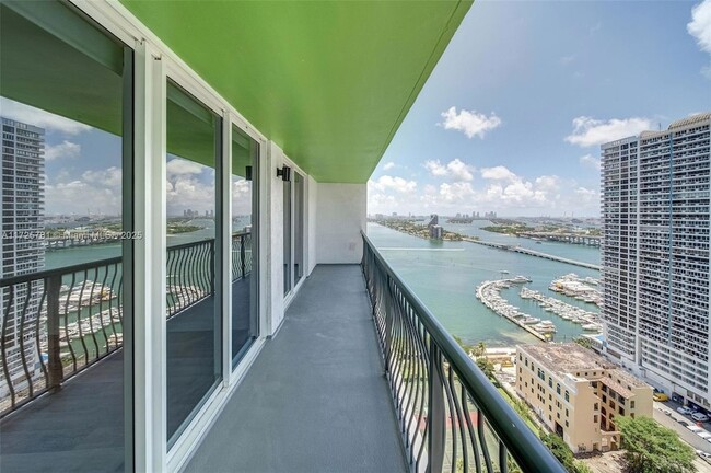 Photo - 1756 N Bayshore Dr Condominio Unidad 25C