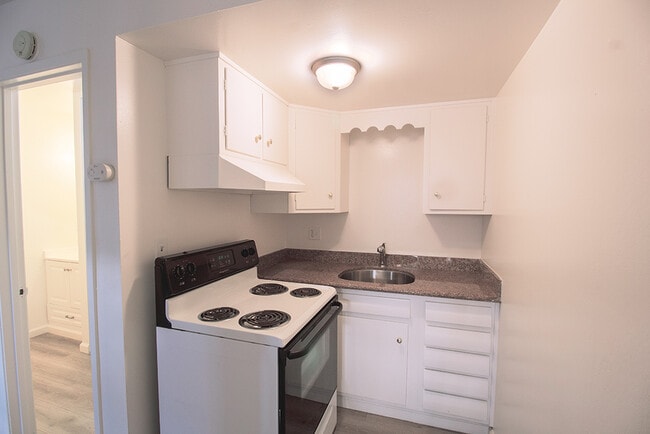 Photo - 523 Walker Dr Unit 00