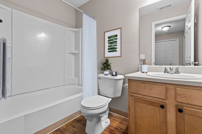 Waters Edge Apartments