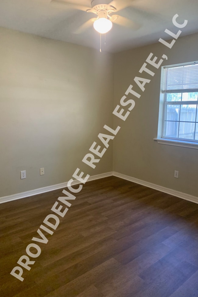 Photo - 1604 S Barnett Springs St