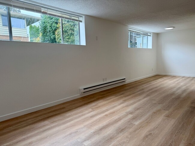 Photo - 1443 NW 61st St Unidad 2