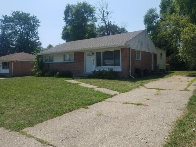 Building Photo - 1420 Gattegno St