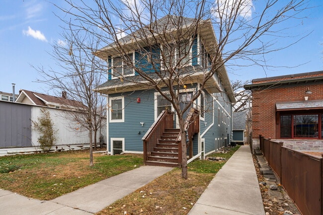 Photo - 4406-1 Nicollet Ave Unidad 1