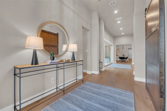 201 Magnolia Ln