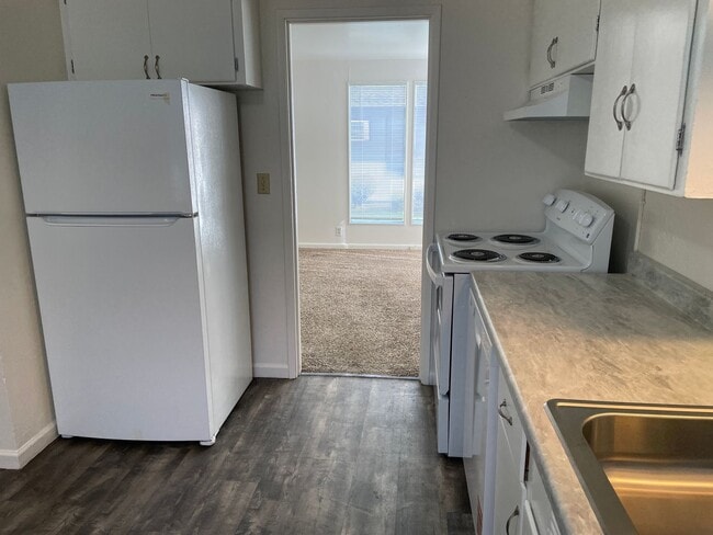 Photo - Updated Duplex in Great Location!!