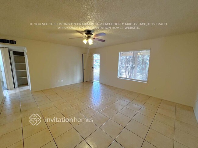 Photo - 1904 S Apache Dr House