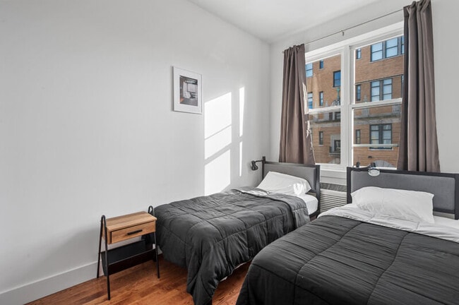 Shared/Private Rooms in Modern Co-Living Apt
