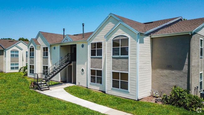 Building Photo - The Terraces at Lake Mary