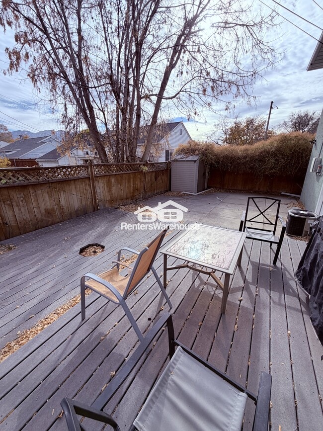 Photo - 2555 S 400 E