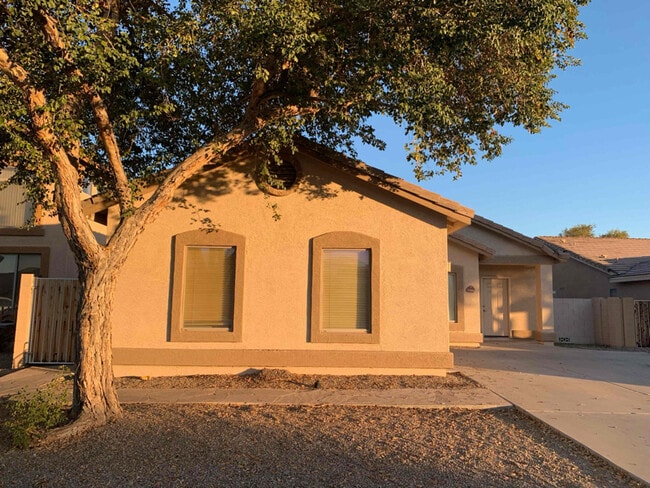 2604 W Maldonado Rd