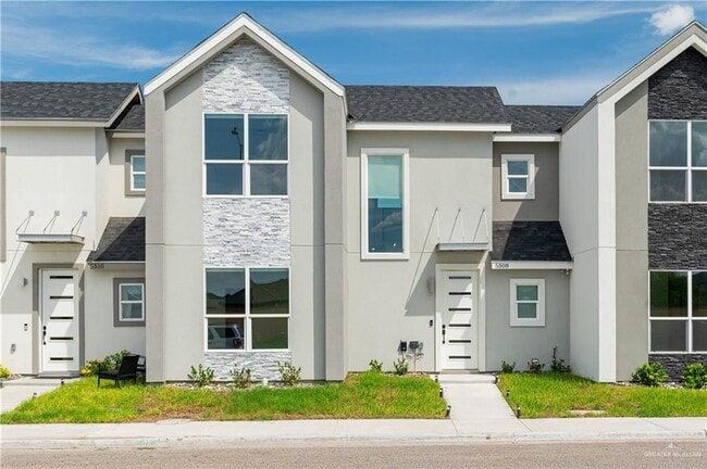 Building Photo - 17 N Crown Point