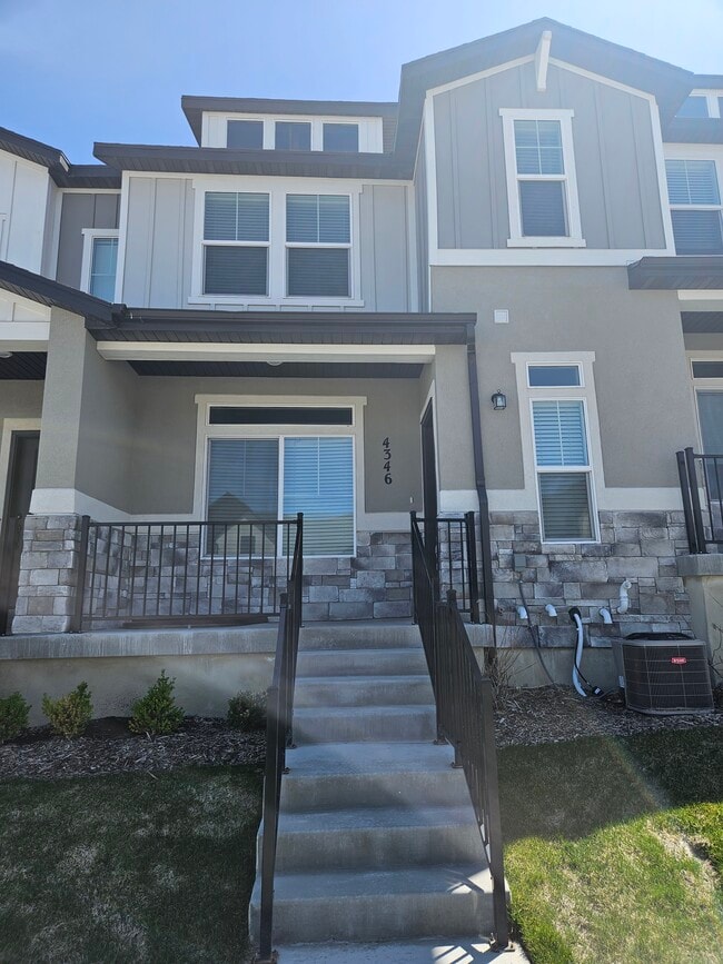 Photo - 4350 W Dixon Way Townhome
