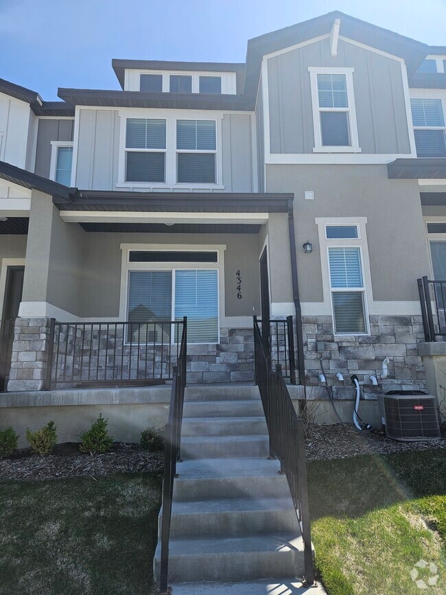Building Photo - 4350 W Dixon Way Rental