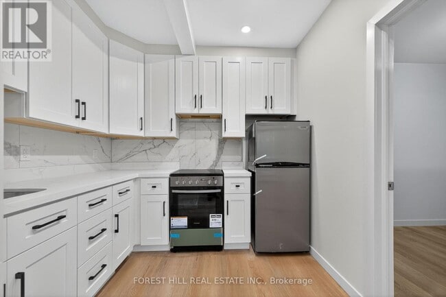 Photo - 19 Candis Dr