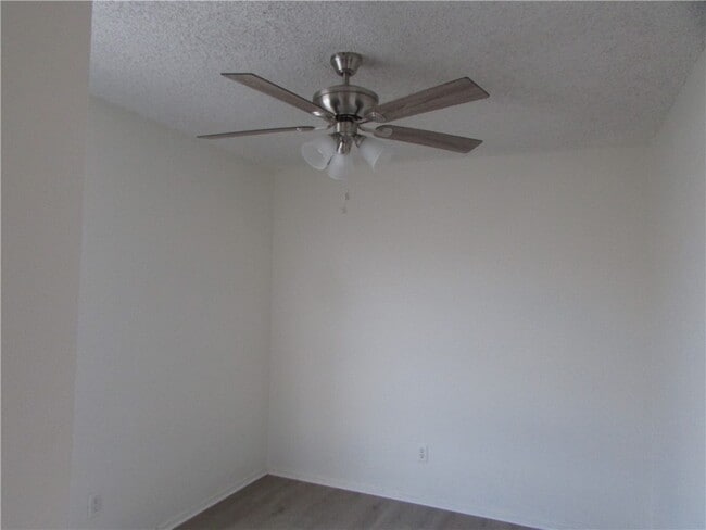 Photo - 791 Baseline Rd Unidad 4