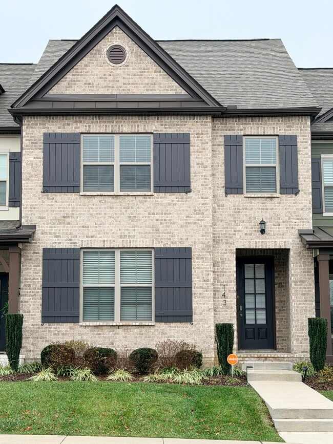 Building Photo - 143 Grandstand Blvd