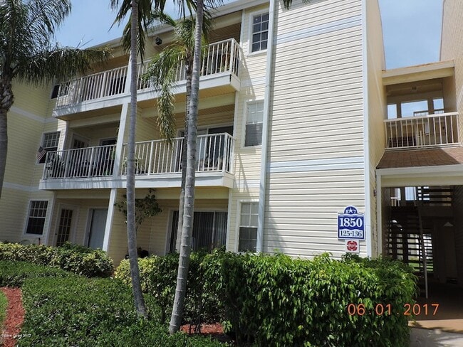 Building Photo - 1850 Charlesmont Dr Unit 113 Rental