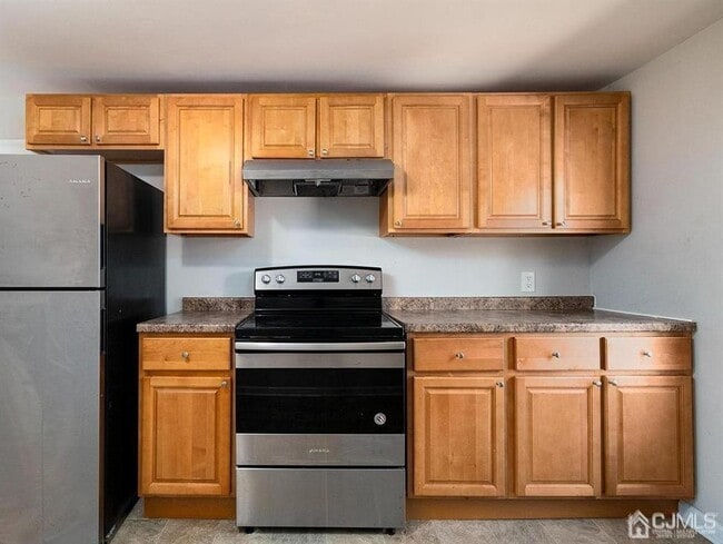 Photo - 729 Watsontown Rd