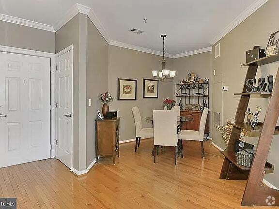 Building Photo - 4950 Brenman Park Dr Unit 314 Rental