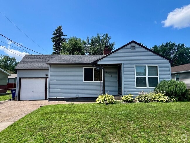 Building Photo - 3 Bed 1 Bath Single Family Home in Wausau