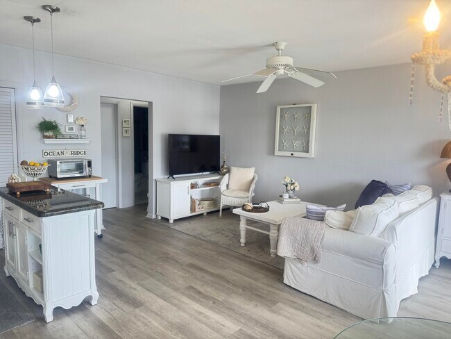 5505 N Ocean Blvd Unit 3-205