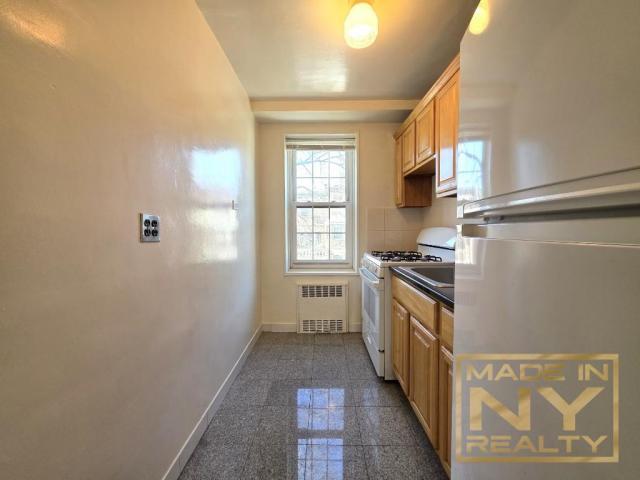 1 bedroom in Briarwood NY 11435 - 1 bedroom in Briarwood NY 11435 Condo Unit 204