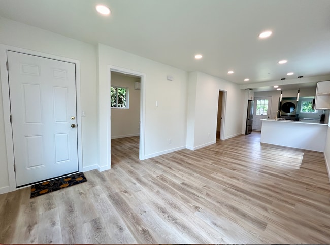 Photo - West Seattle/Pigeon Point Home