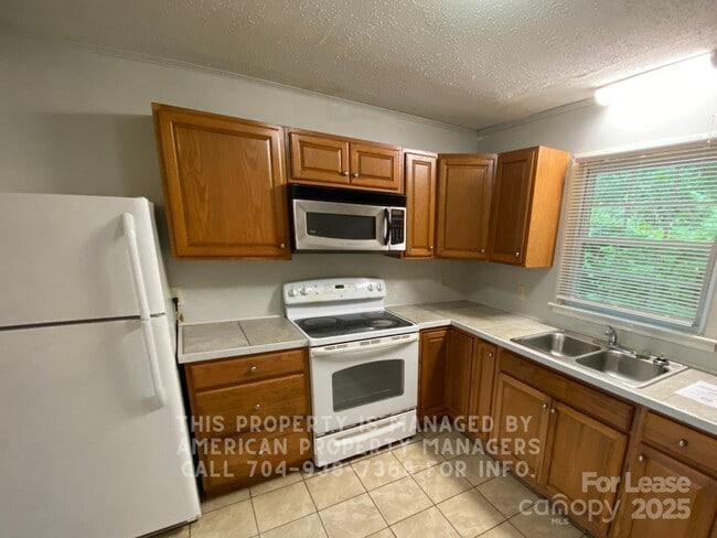 Photo - 1507 Jamaica Rd Unit B