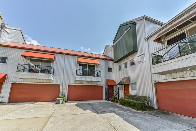 Building Photo - 2905 Sherman St Unit C