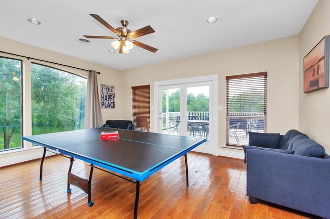 Photo - 1730 Lakeshore Dr