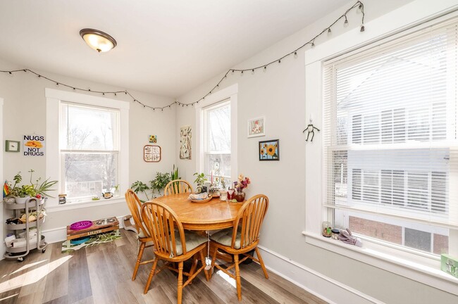 Photo - 26 Cushing St Unit B