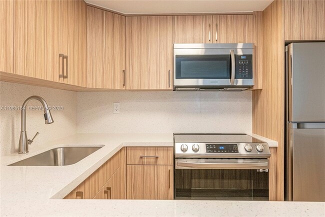 Photo - 995 SW 84th Ave Unit 203