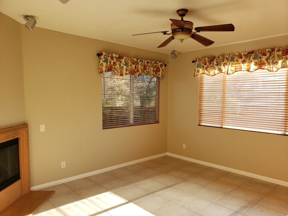 Photo - 28363 Mirabelle Ln Townhome