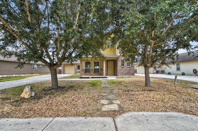 Building Photo - 1030 Birdsong Ln