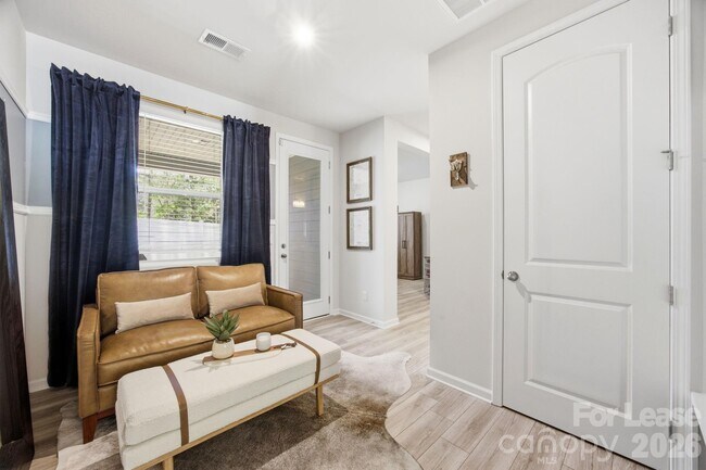 Photo - 169 Marron Dr