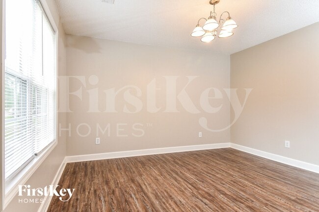 Photo - 1405 Somerset Crossing Ln