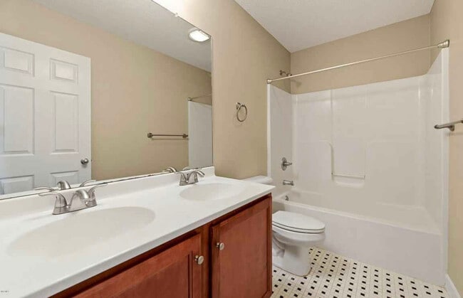2nd bathroom - double sink - 14870 E Shadow Creek Dr