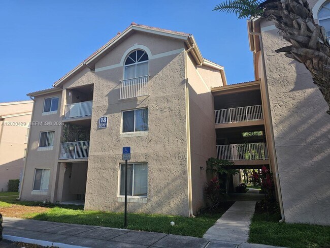 Photo - 15771 SW 106th Terrace Unidad 204