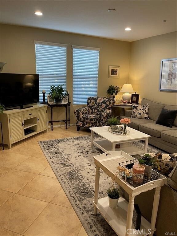 Photo - 16 Parker St