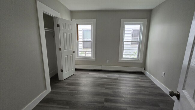 Photo - 1520 Pembroke St Unit 1L