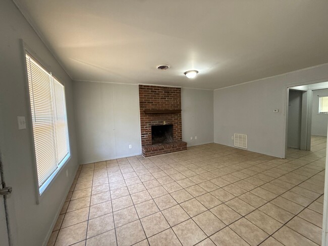 Photo - 2605/ 2607 S. 16TH Unit 2605 S 16TH