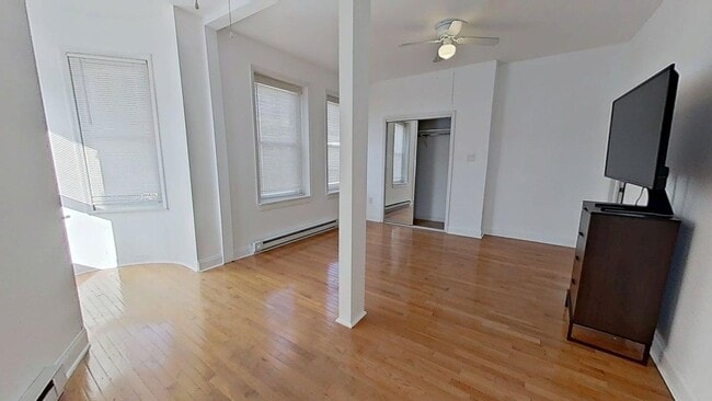 Photo - 1234-40 Rising Sun Ave Unidad D