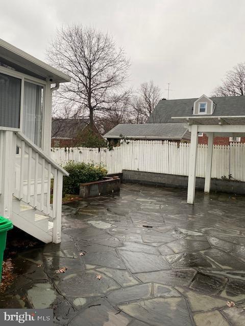 Building Photo - 2204 Gaylord Dr Rental