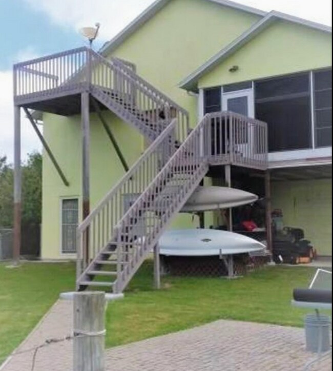 Photo - 7639 Wells Ct